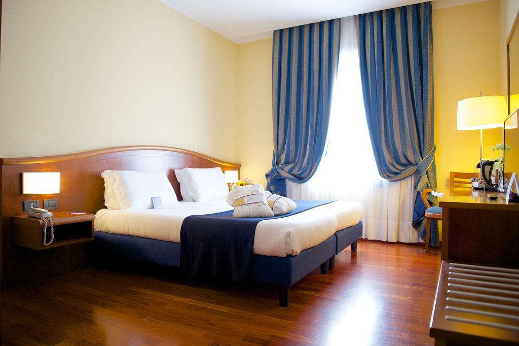 Mercure Genova San Biagio מראה חיצוני תמונה